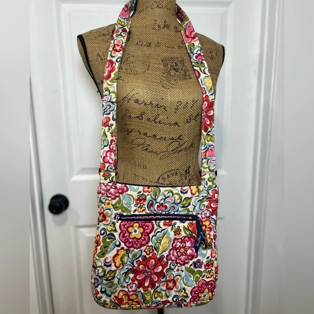VERA BRADLEY Floral Crossbody Bag